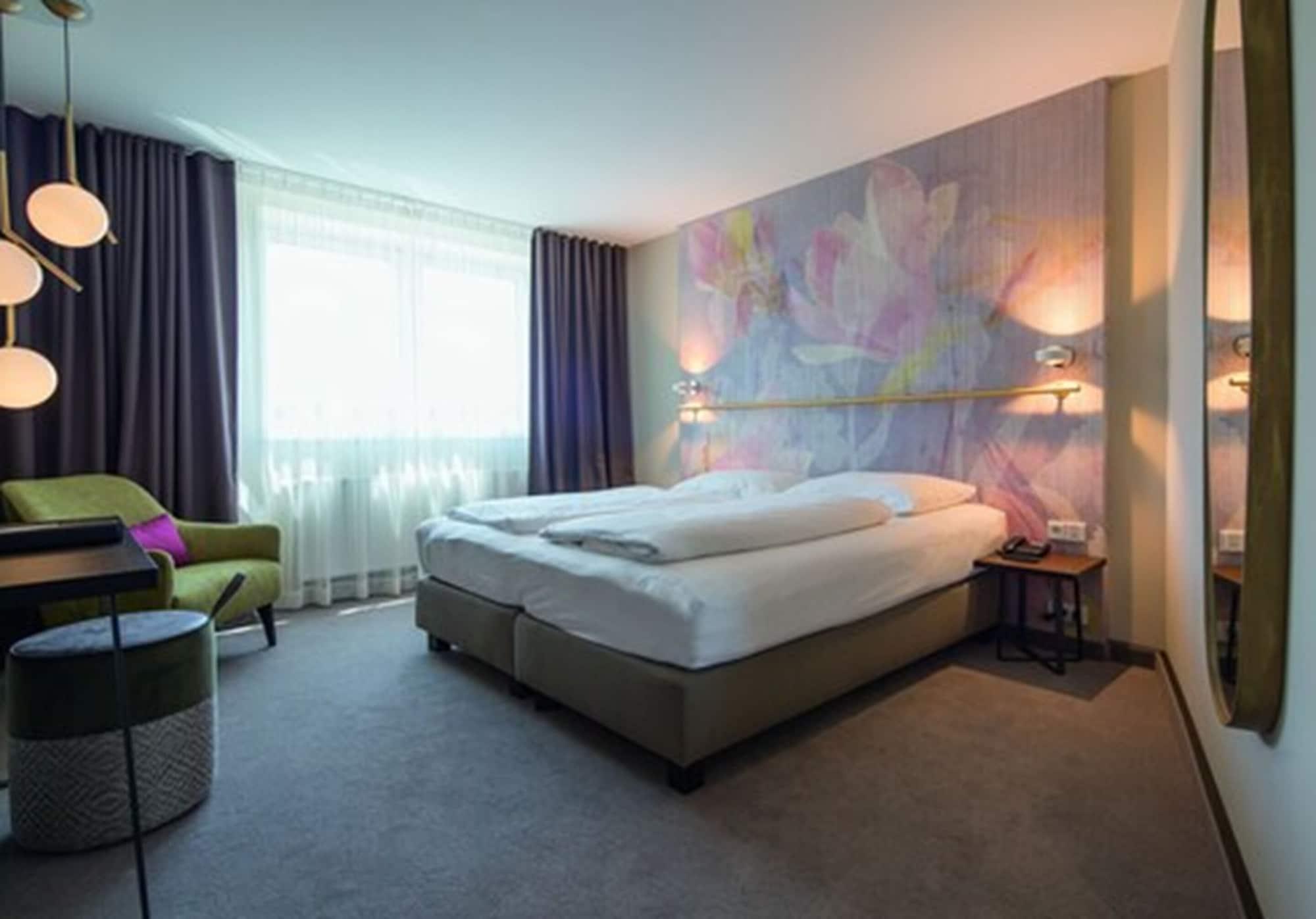 Parkhotel Schmid Adelsried Exteriör bild