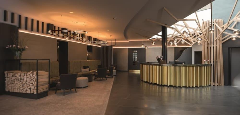 Parkhotel Schmid Adelsried Exteriör bild