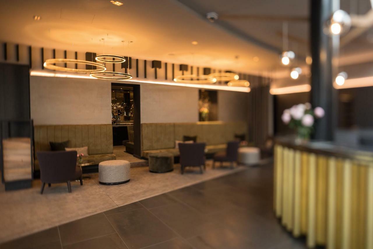 Parkhotel Schmid Adelsried Exteriör bild